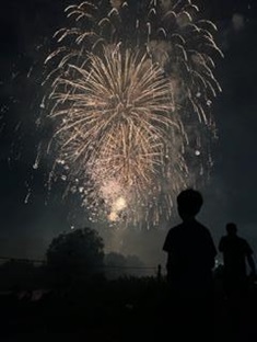 2023080903